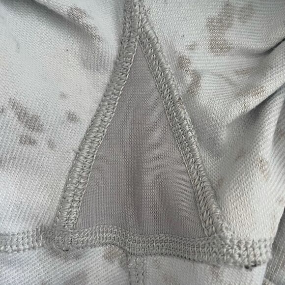 Lululemon wunder under crops in pink / gray camo size 4 - Picture 8 of 9
